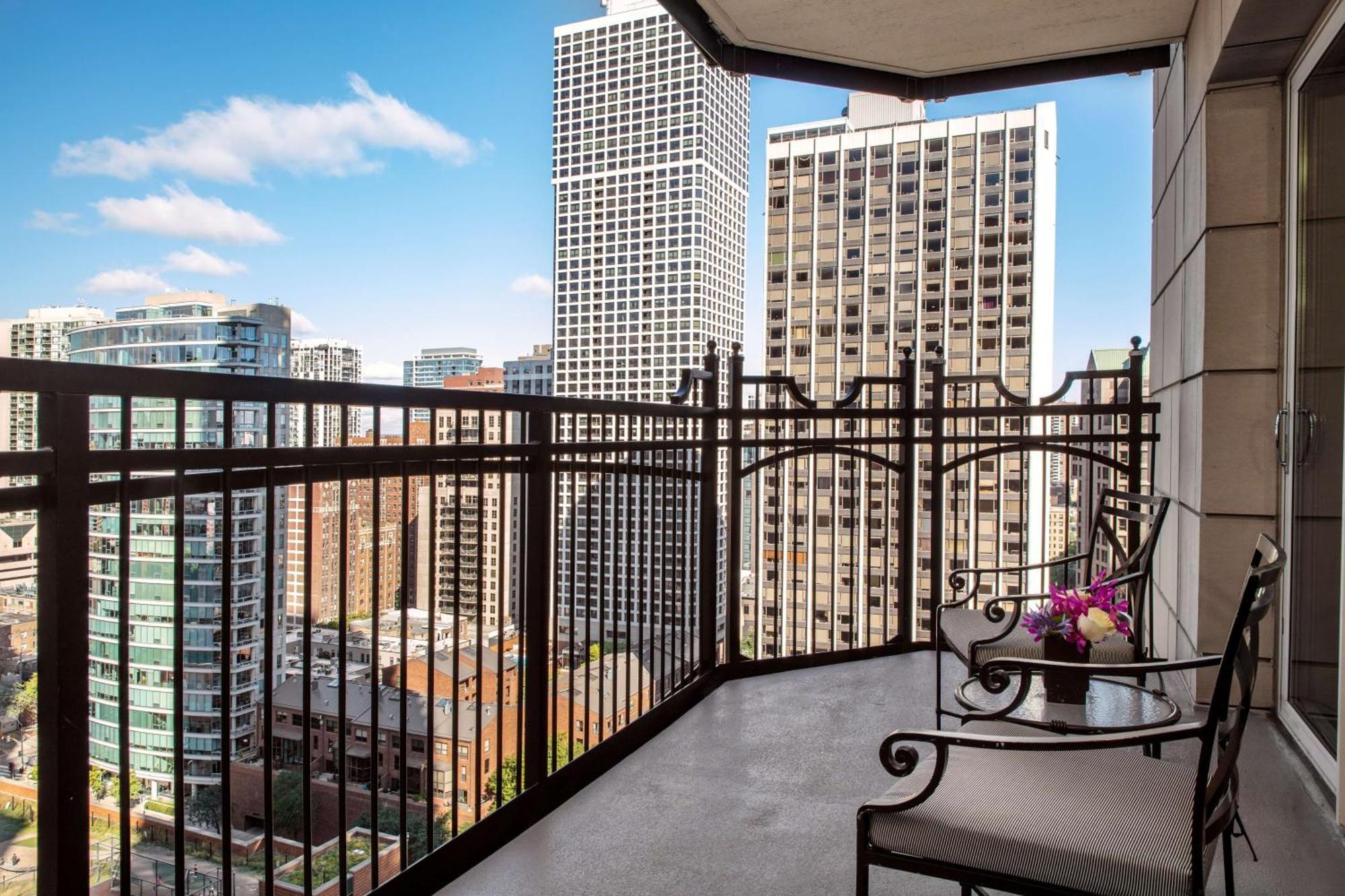 Waldorf Astoria Chicago Hotel Екстериор снимка